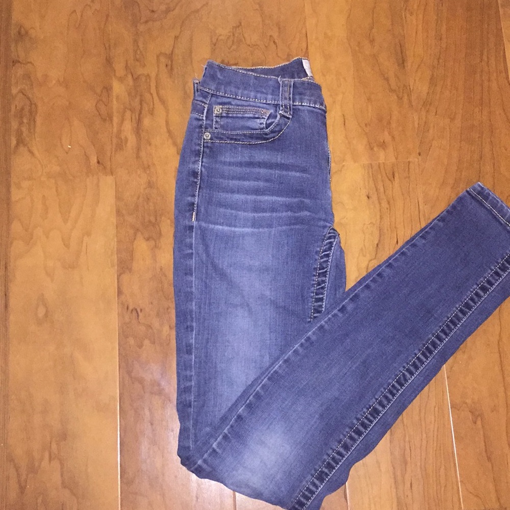 Mudd denim ripped skinny jeans